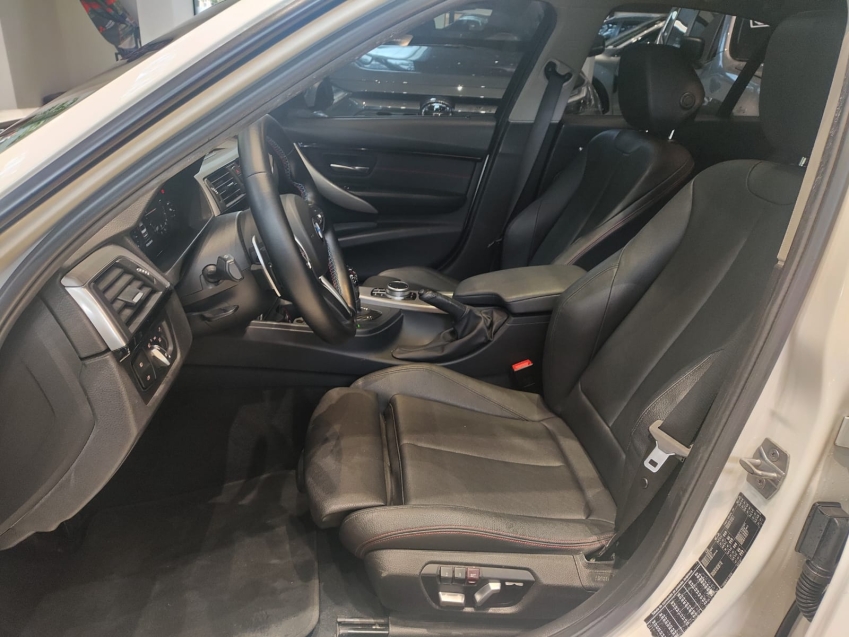 BMW-320i-2.0 M SPORT GP 16V TURBO ACTIVE FLEX 4P AUTOMÁTICO