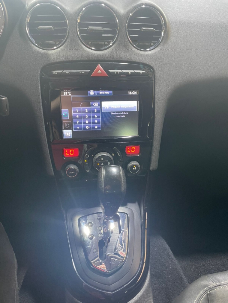 Peugeot-308-1.6 GRIFFE THP 16V FLEX 4P AUTOMÁTICO