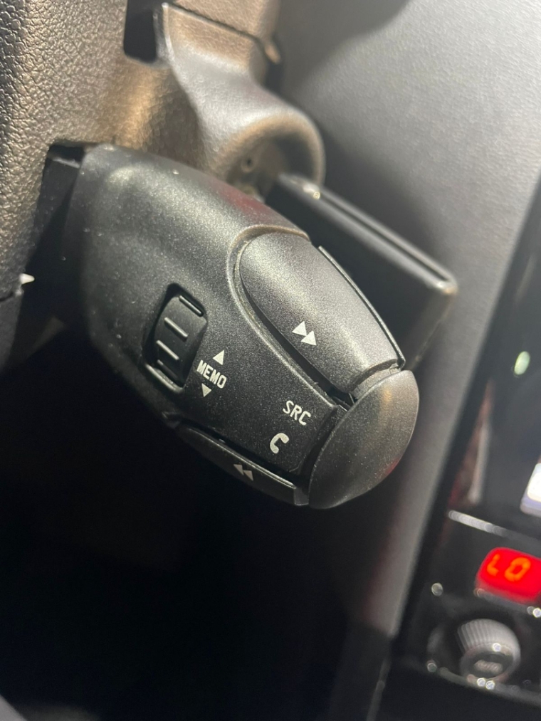 Peugeot-308-1.6 GRIFFE THP 16V FLEX 4P AUTOMÁTICO