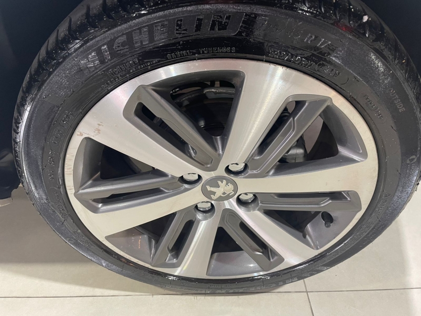 Peugeot-308-1.6 GRIFFE THP 16V FLEX 4P AUTOMÁTICO