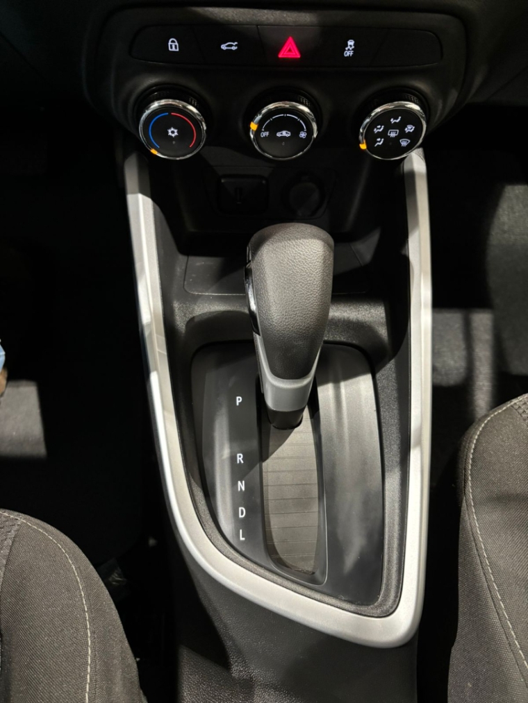 GM - Chevrolet-ONIX-1.0 TURBO FLEX PLUS LTZ AUTOMÁTICO