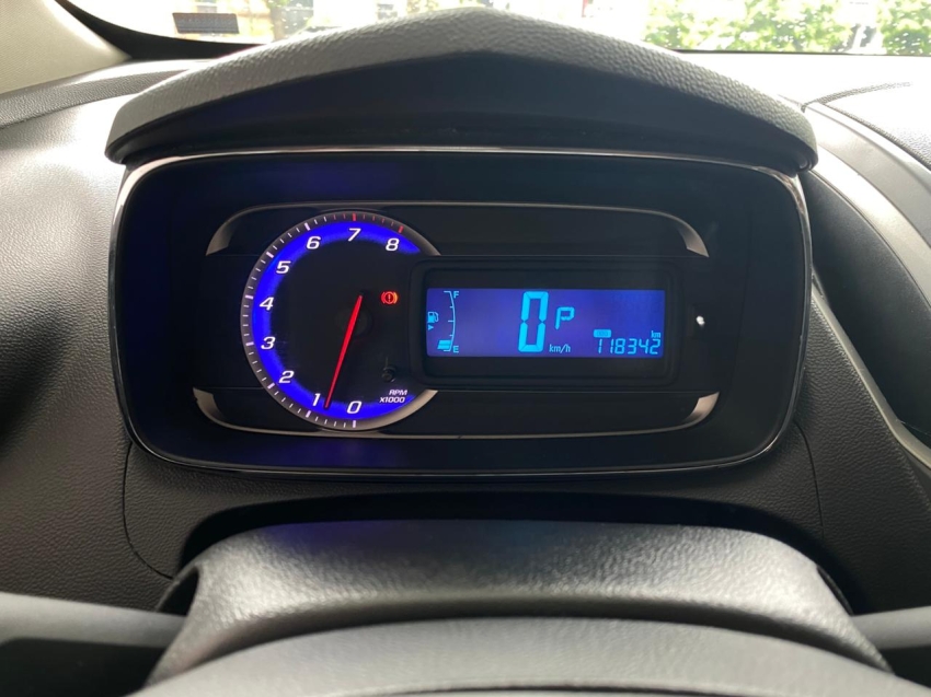 GM - Chevrolet-TRACKER-1.8 MPFI LT 4X2 16V FLEX 4P AUTOMÁTICO