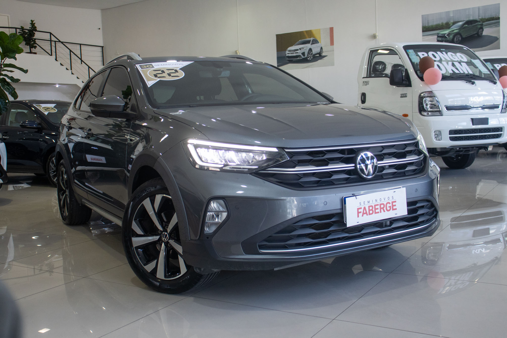 VW - Volkswagen-Nivus-Nivus Highline 1.0 200 TSI Flex Aut.