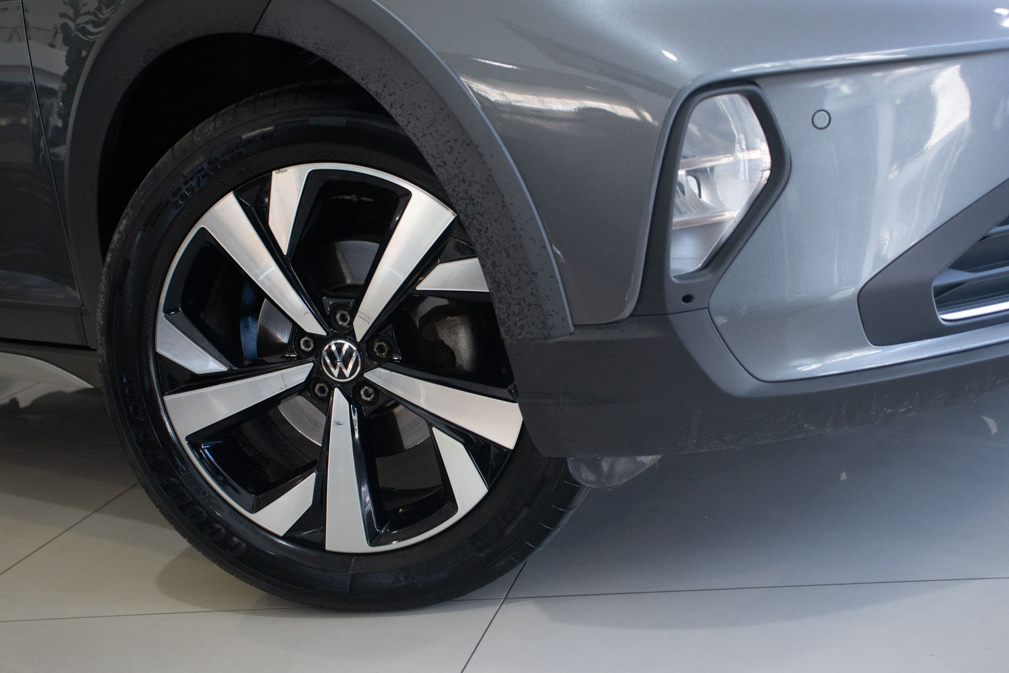 VW - Volkswagen-Nivus-Nivus Highline 1.0 200 TSI Flex Aut.