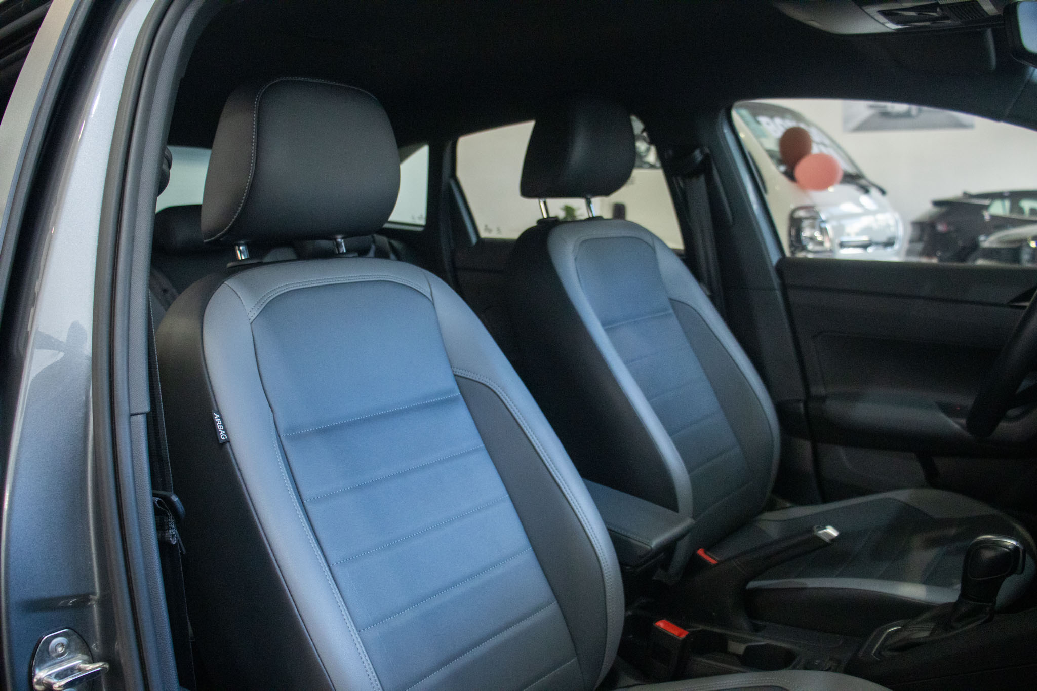 VW - Volkswagen-Nivus-Nivus Highline 1.0 200 TSI Flex Aut.