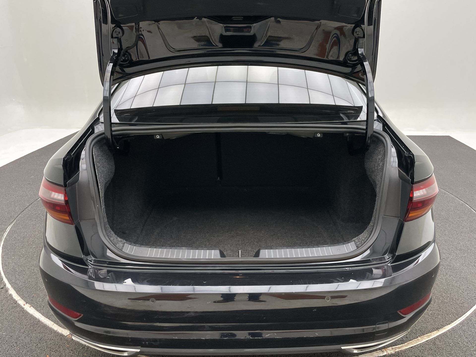 JETTA R-Line 250 TSI 1.4 Flex 16V Aut.