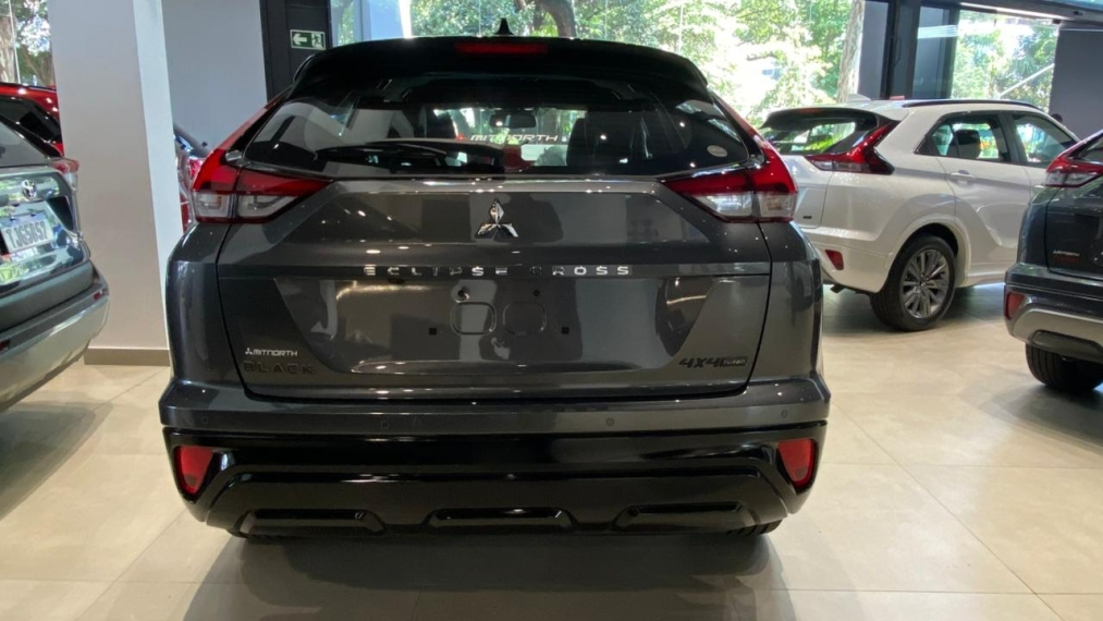 Mitsubishi-ECLIPSE CROSS-1.5 MIVEC TURBO GASOLINA HPE-S BLACK S-AWC CVT