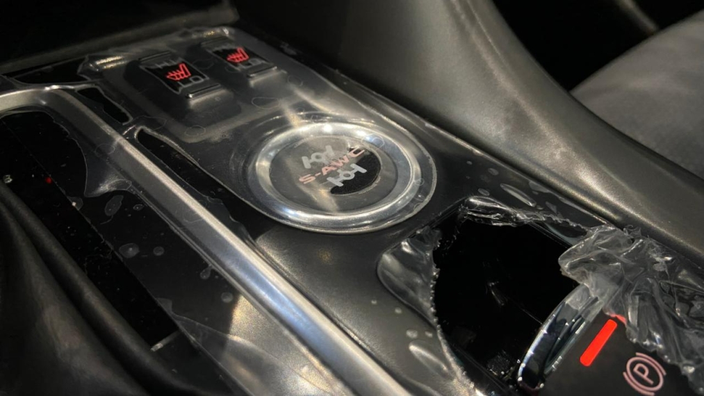 Mitsubishi-ECLIPSE CROSS-1.5 MIVEC TURBO GASOLINA HPE-S BLACK S-AWC CVT