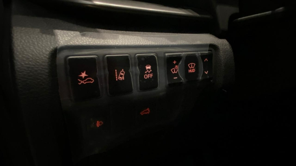 Mitsubishi-ECLIPSE CROSS-1.5 MIVEC TURBO GASOLINA HPE-S BLACK S-AWC CVT