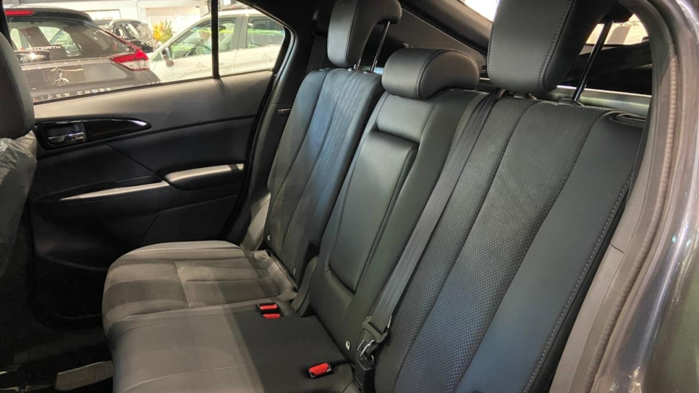 Mitsubishi-ECLIPSE CROSS-1.5 MIVEC TURBO GASOLINA HPE-S BLACK S-AWC CVT