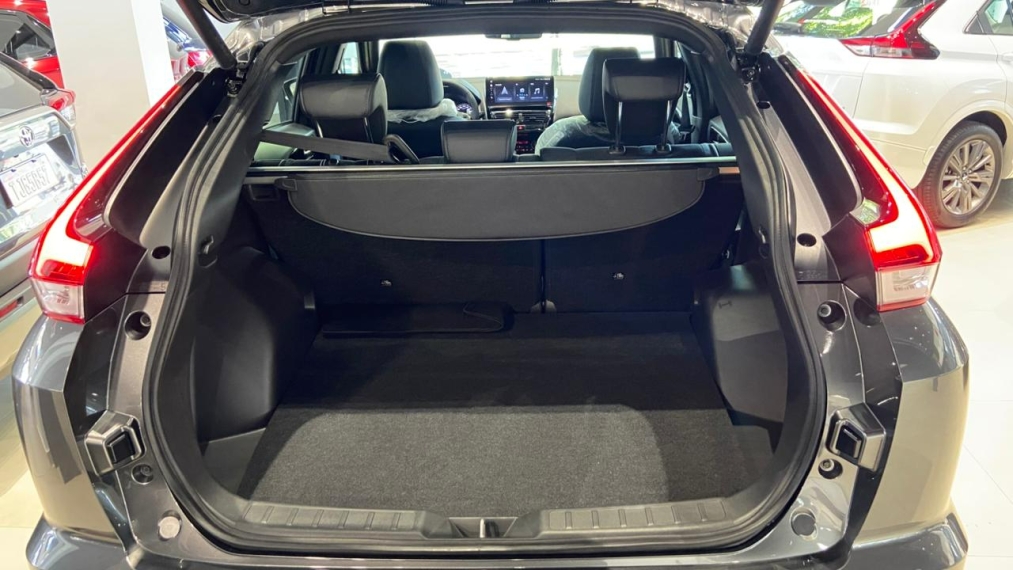 Mitsubishi-ECLIPSE CROSS-1.5 MIVEC TURBO GASOLINA HPE-S BLACK S-AWC CVT