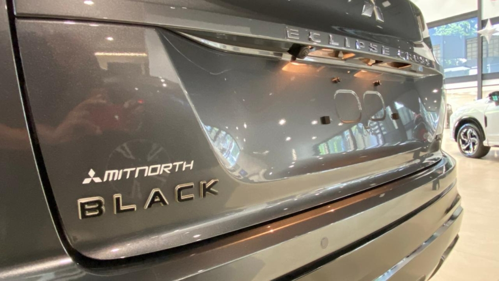 Mitsubishi-ECLIPSE CROSS-1.5 MIVEC TURBO GASOLINA HPE-S BLACK S-AWC CVT