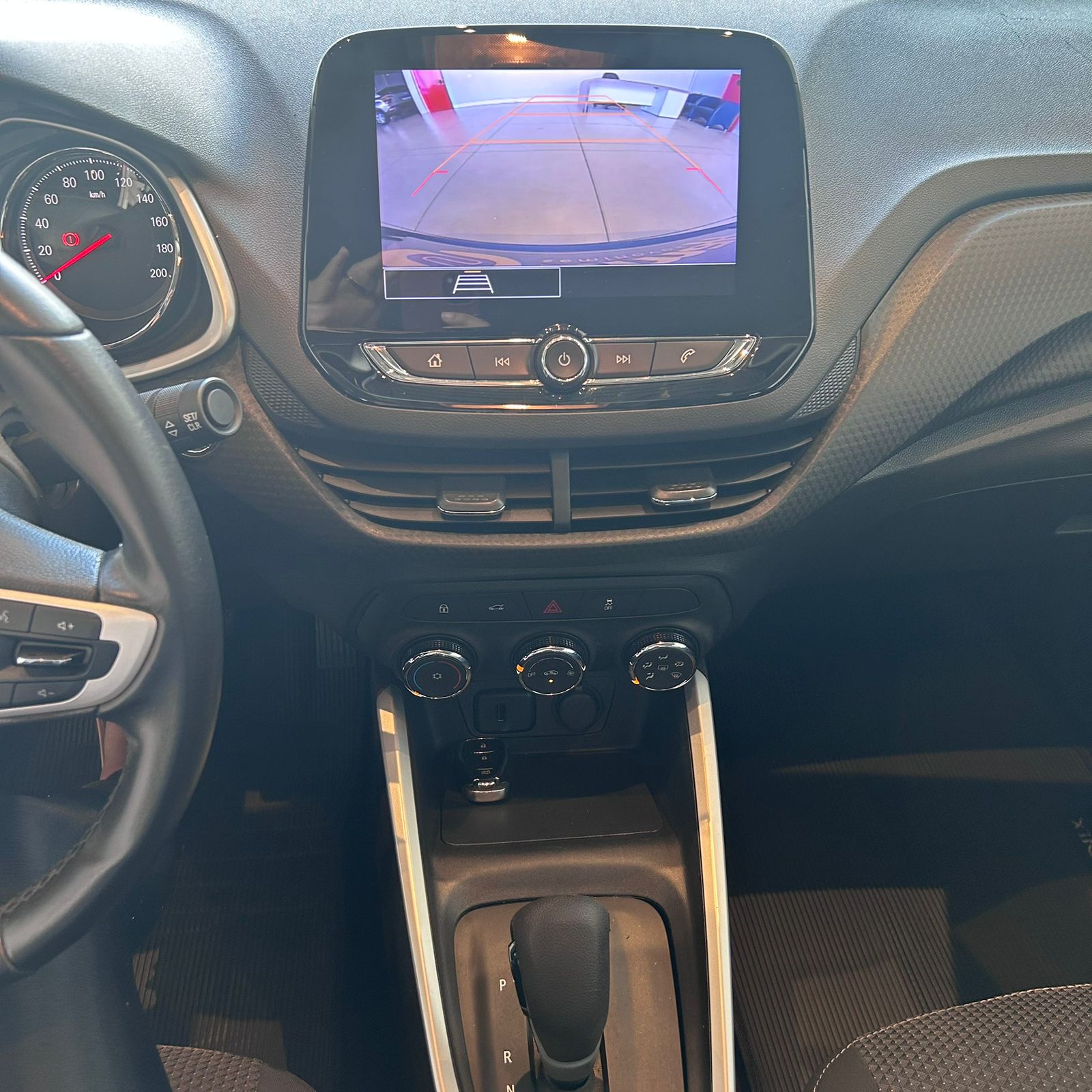 GM - Chevrolet-ONIX-ONIX HATCH LTZ 1.0 12V TB Flex 5p Aut.