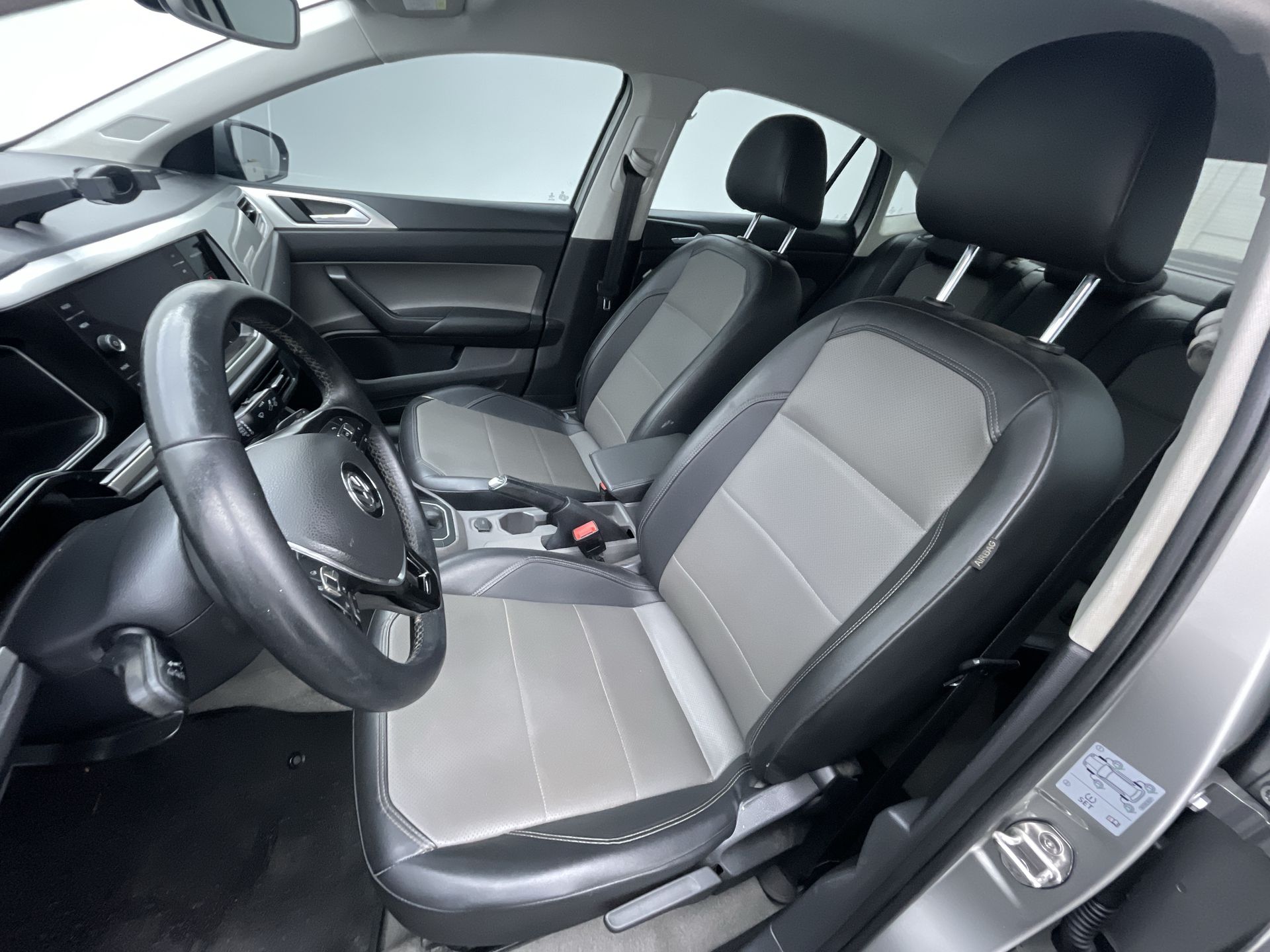 VIRTUS Highline 200 TSI 1.0 Flex 12V Aut