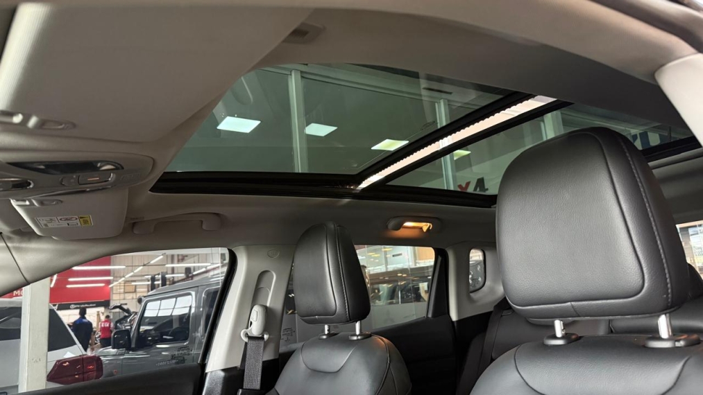 Jeep-COMPASS-1.3 T270 TURBO FLEX LIMITED AT6