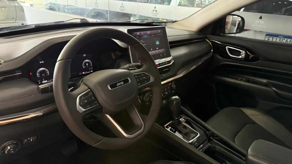 Jeep-COMPASS-1.3 T270 TURBO FLEX LIMITED AT6