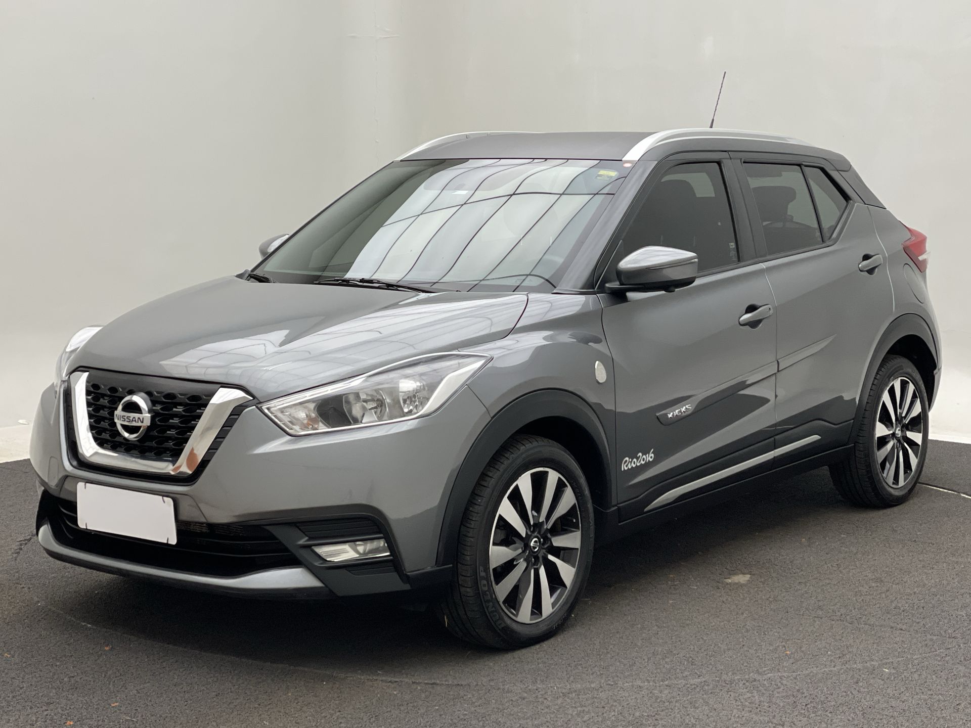 KICKS Rio 2016 1.6 16V FlexStar 5p Aut.