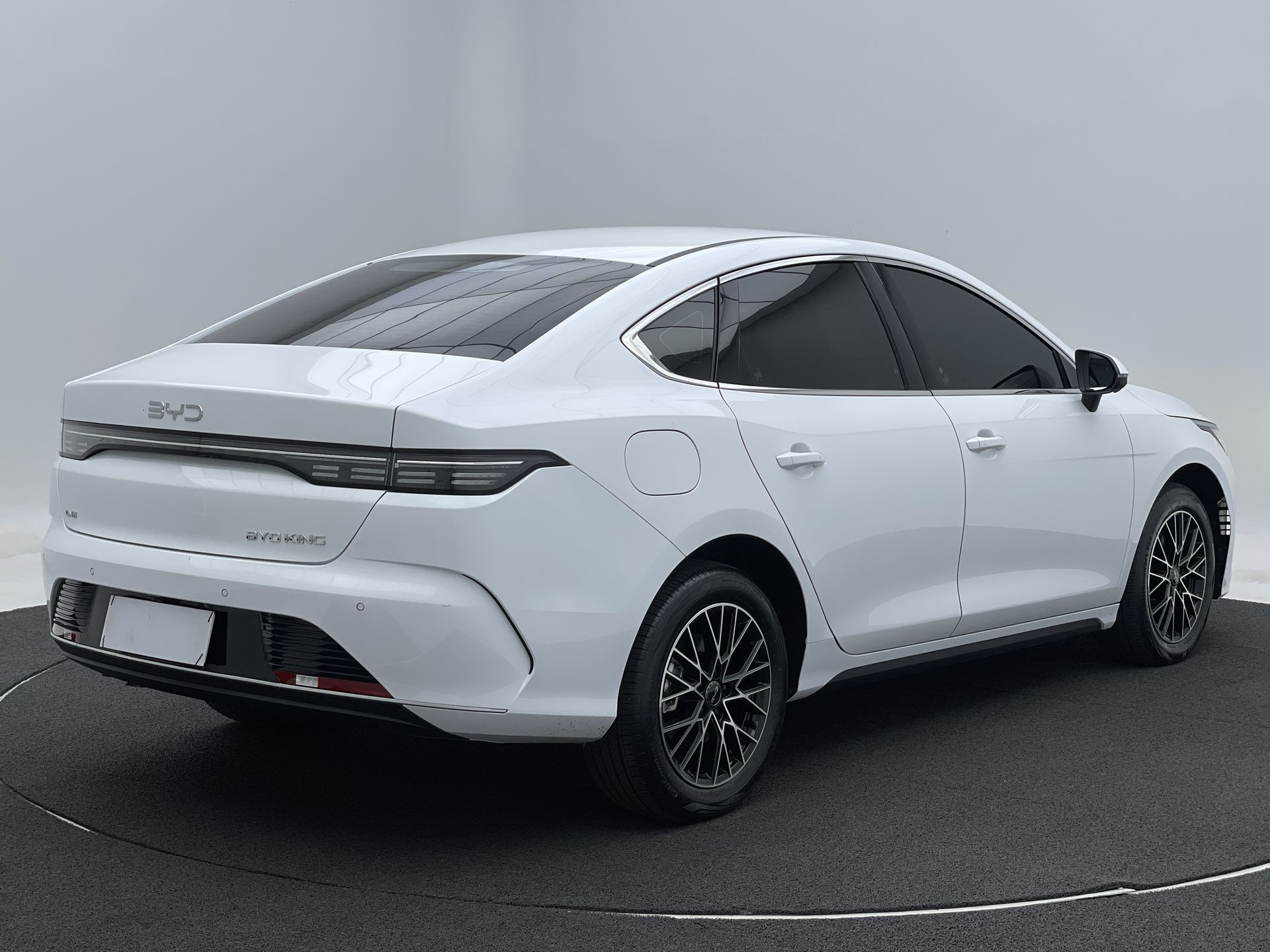 BYD-King-King GS 1.5 16V Aut. (Hibrido)