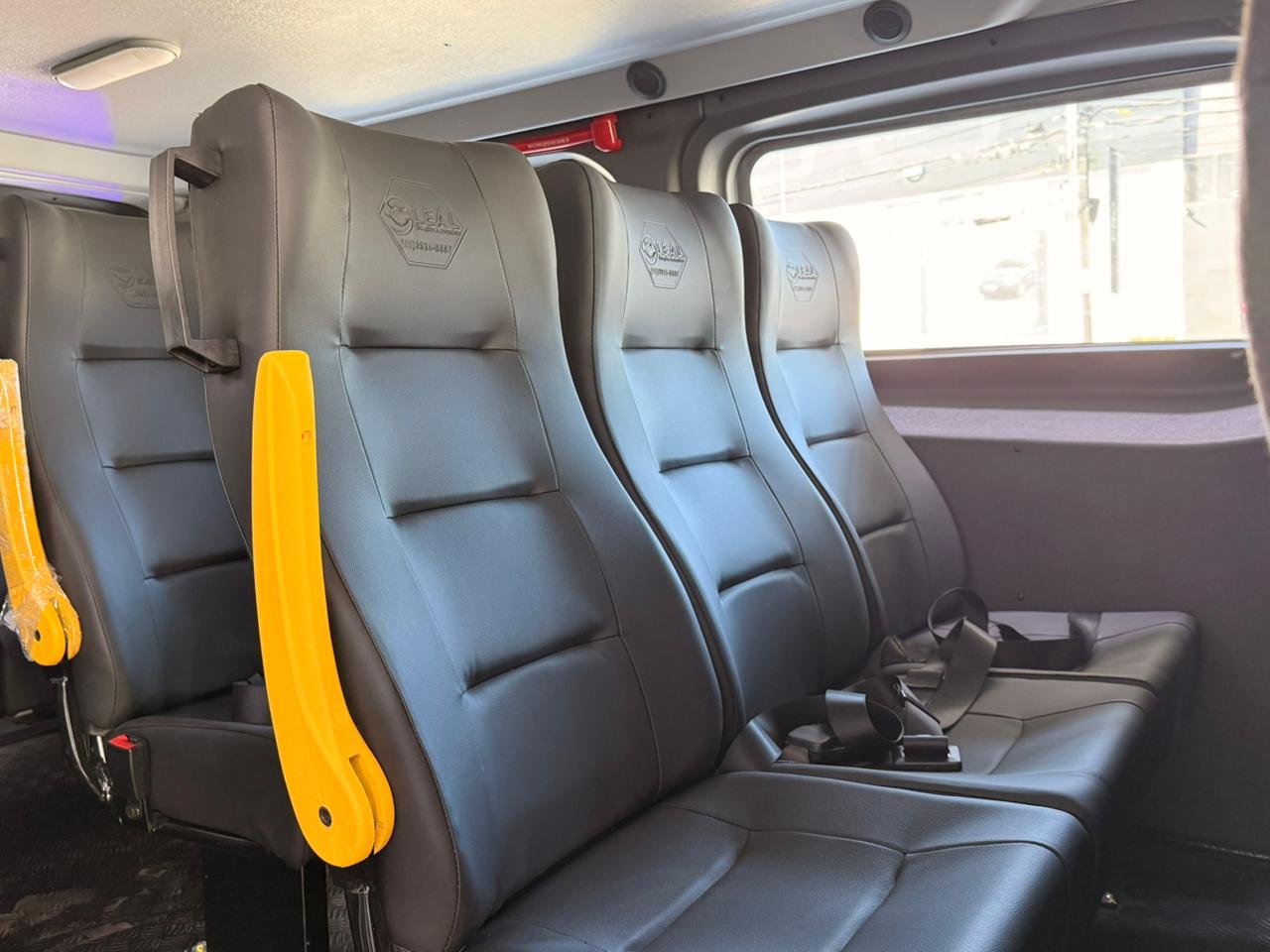 Peugeot-EXPERT-Expert Minibus 1.6 Turbo Diesel