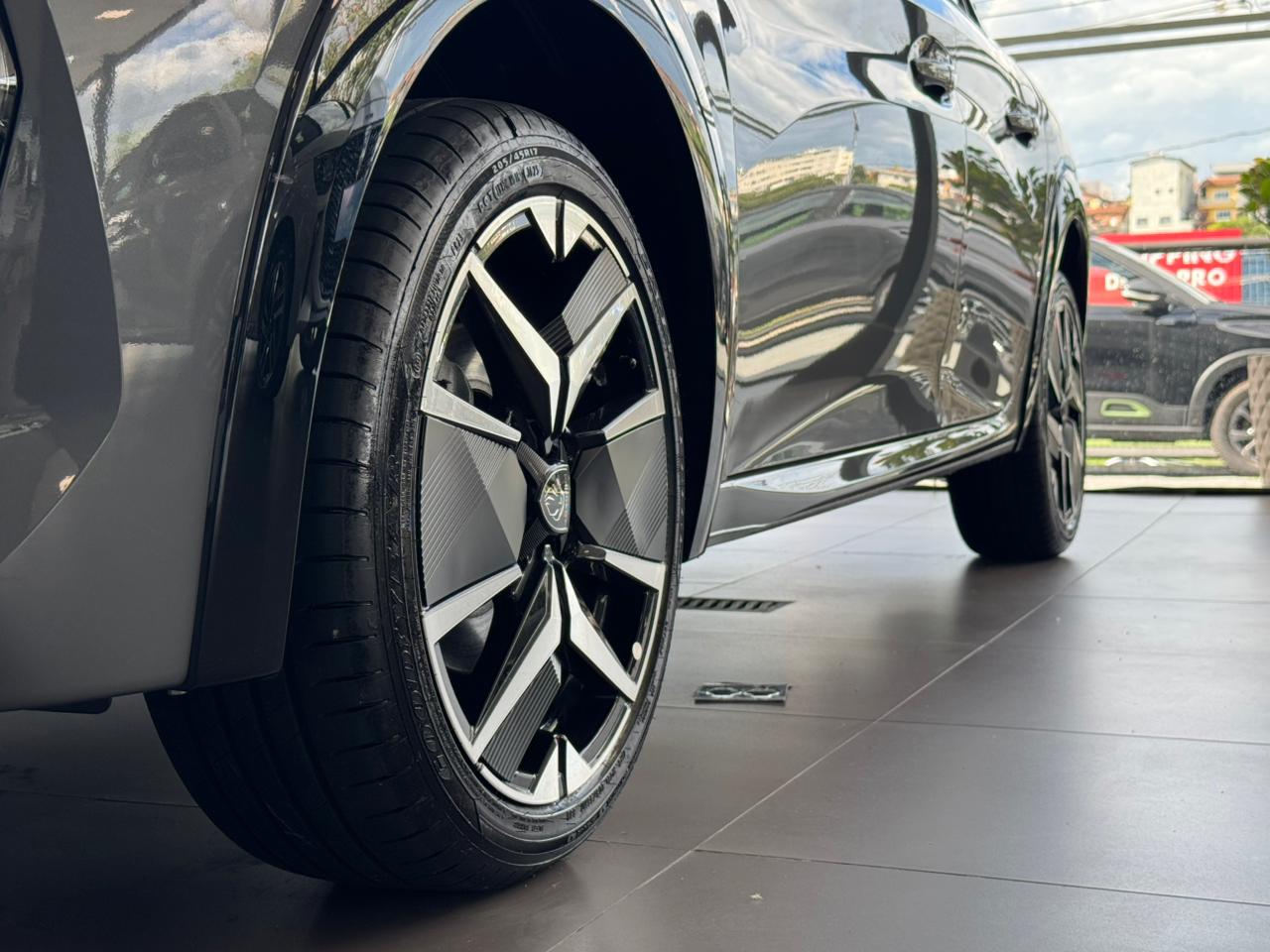 Peugeot-208-208 GT 1.0 Turbo Hibrido Aut.