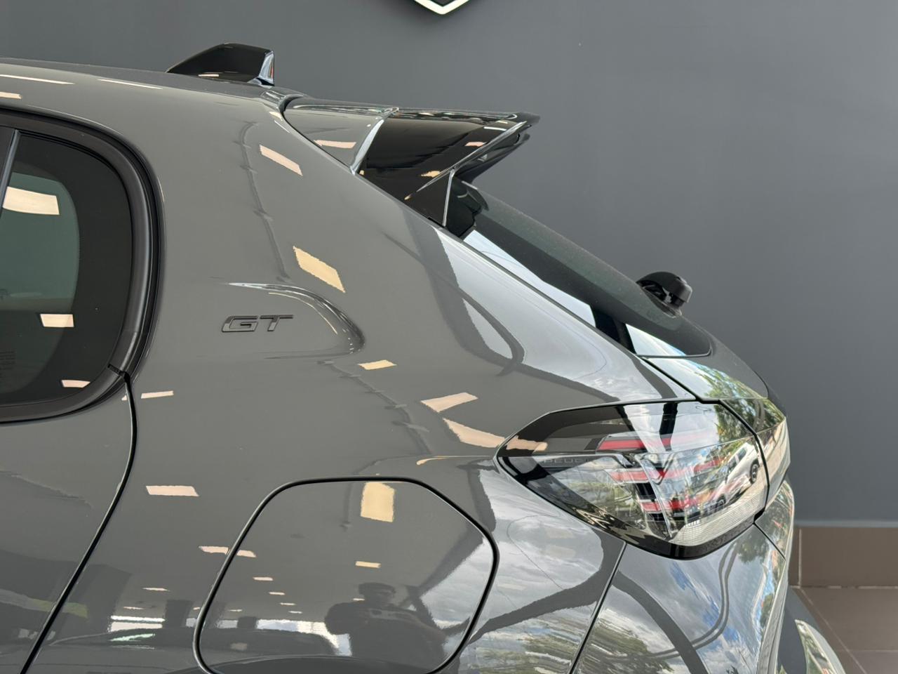 Peugeot-208-208 GT 1.0 Turbo Hibrido Aut.