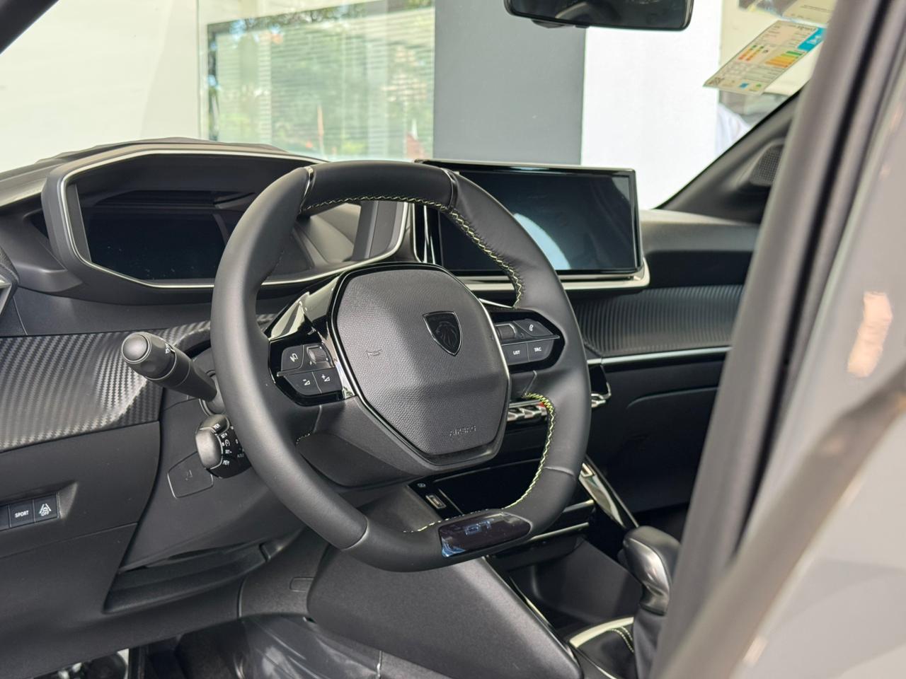 Peugeot-208-208 GT 1.0 Turbo Hibrido Aut.