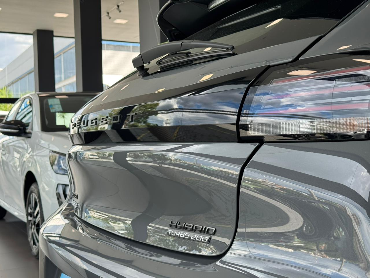 Peugeot-208-208 GT 1.0 Turbo Hibrido Aut.