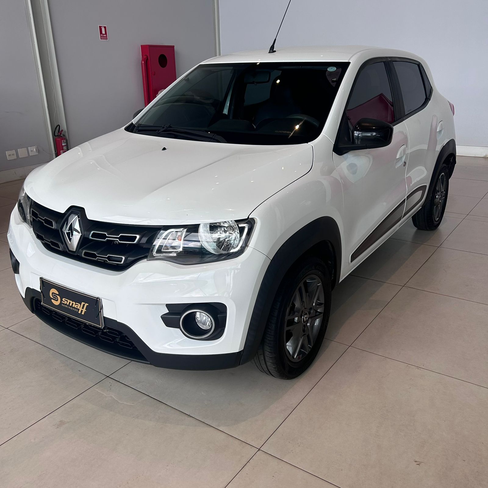 Renault-KWID-KWID Intense 1.0 Flex 12V 5p Mec.