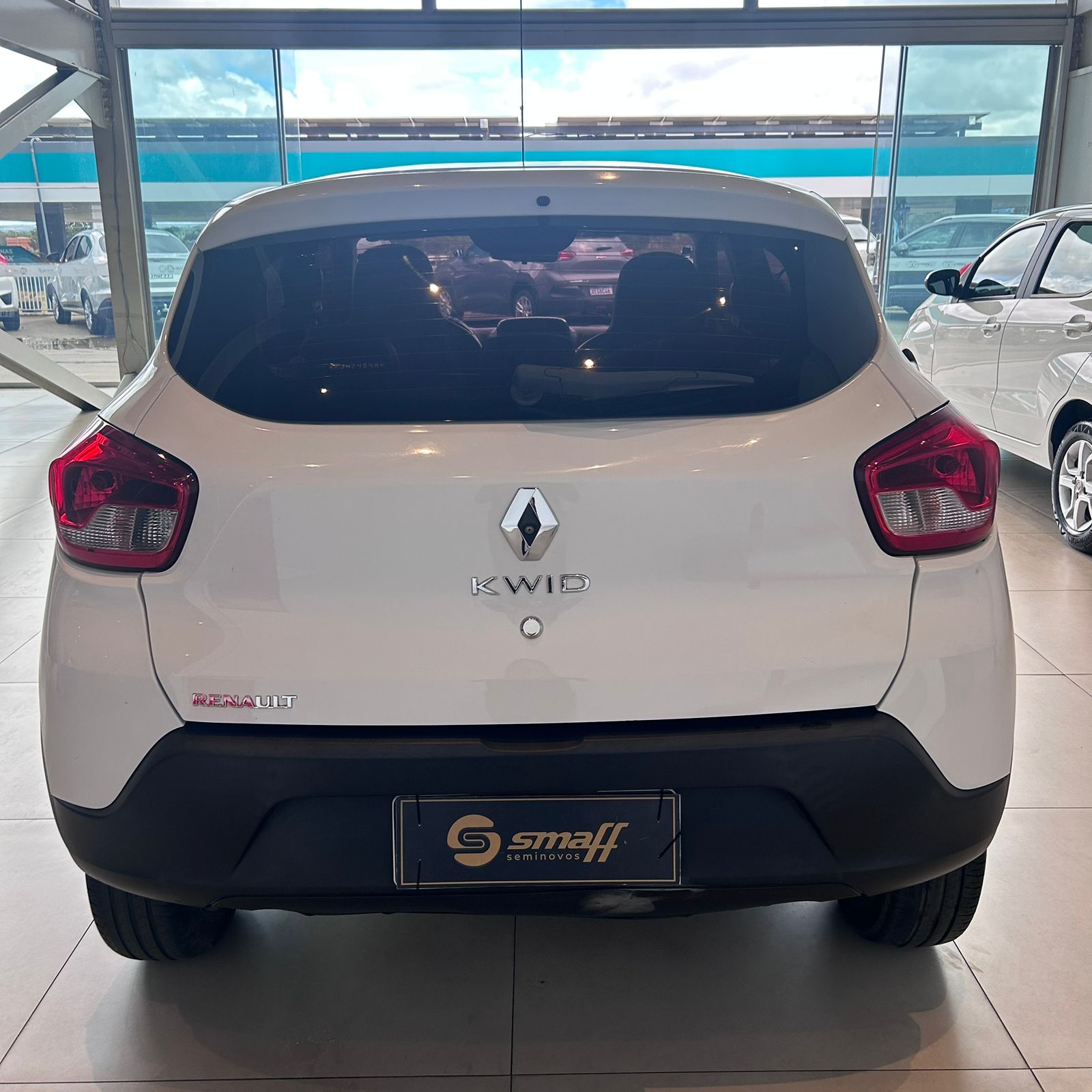 Renault-KWID-KWID Intense 1.0 Flex 12V 5p Mec.
