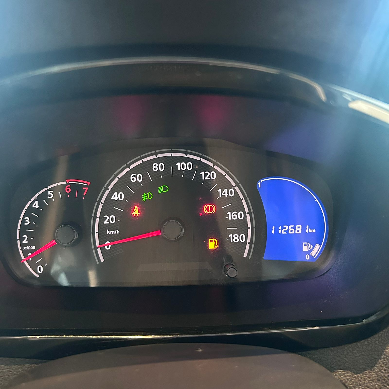 Renault-KWID-KWID Intense 1.0 Flex 12V 5p Mec.