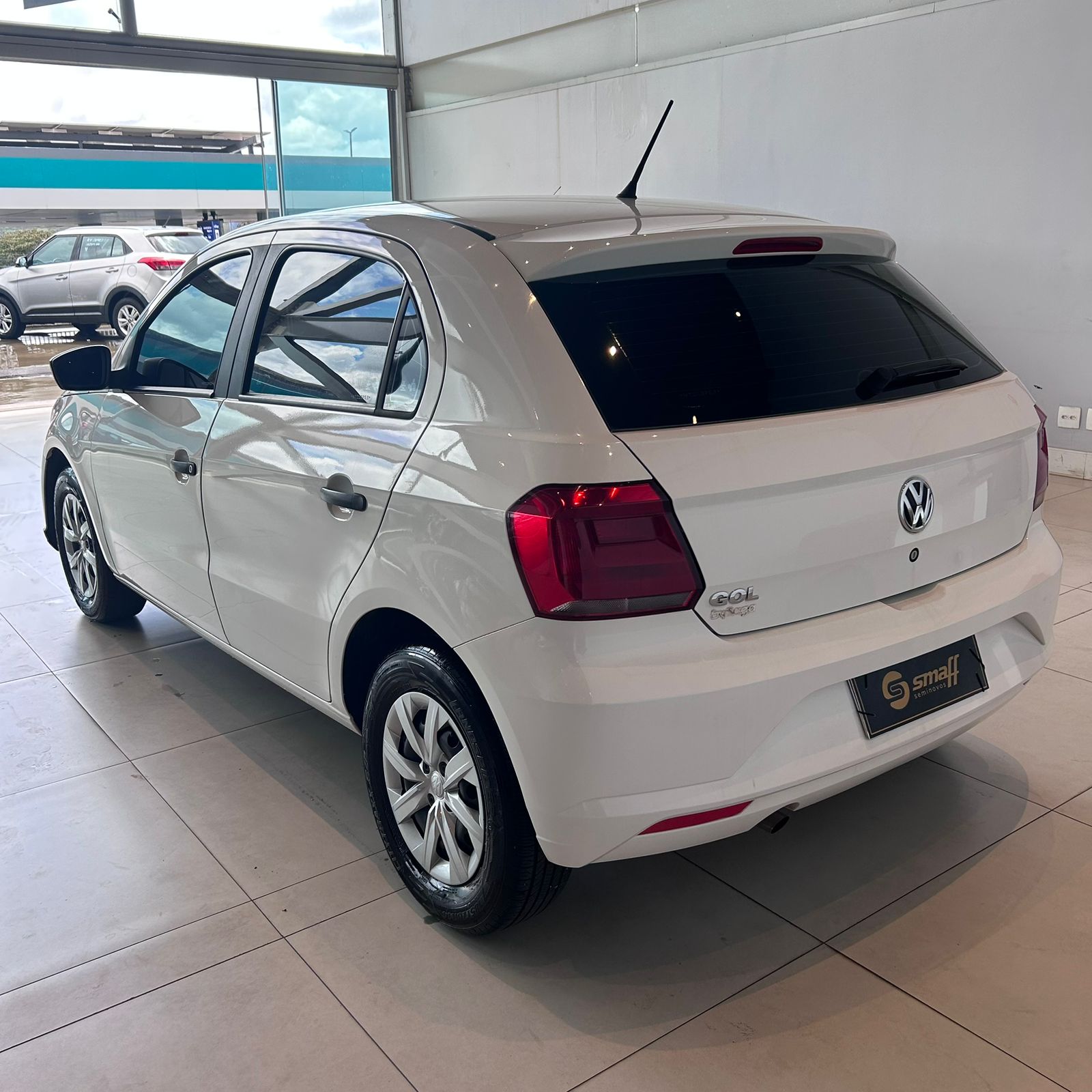 VW - Volkswagen-Gol-GOL 1.0 12V MPI TOTALFLEX 4P MANUAL