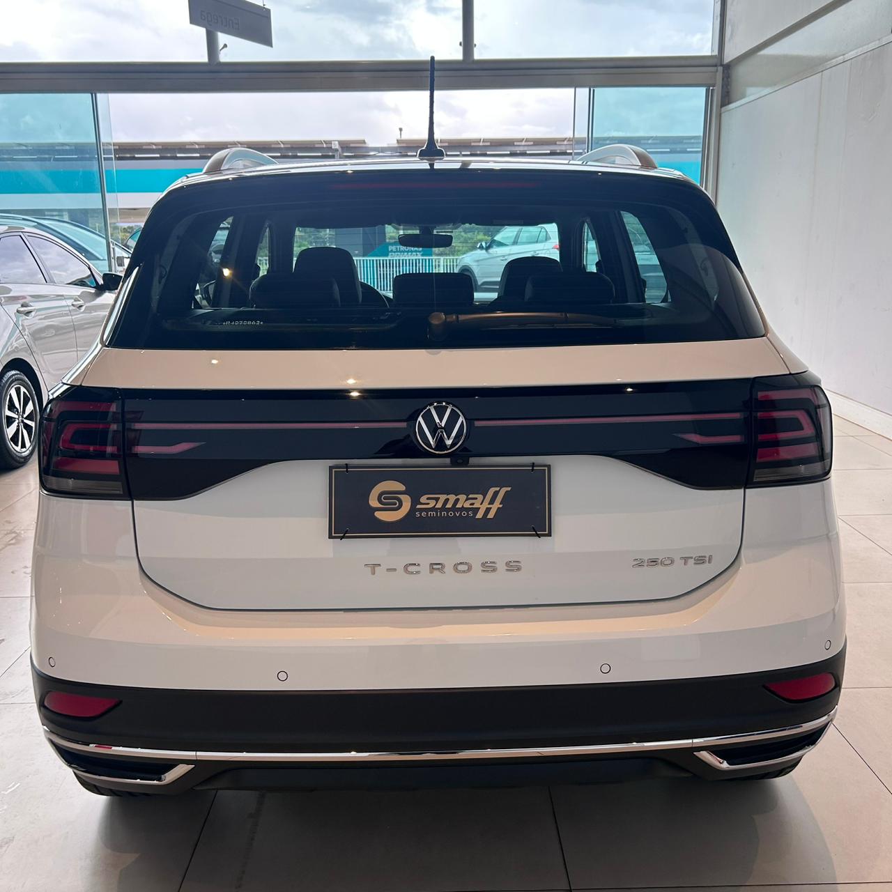 VW - Volkswagen-T-Cross-T-Cross Hig. 250 TSI 1.4 Flex 16V 5p Aut