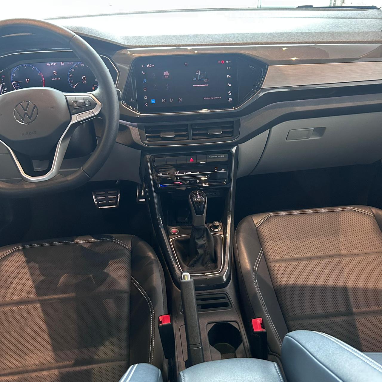 VW - Volkswagen-T-Cross-T-Cross Hig. 250 TSI 1.4 Flex 16V 5p Aut