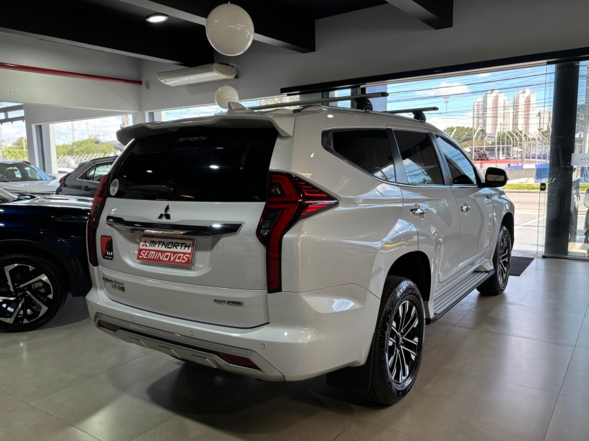 Mitsubishi-PAJERO SPORT-2.4 16V MIVEC TURBO DIESEL HPE-S AWD AUTOMÁTICO