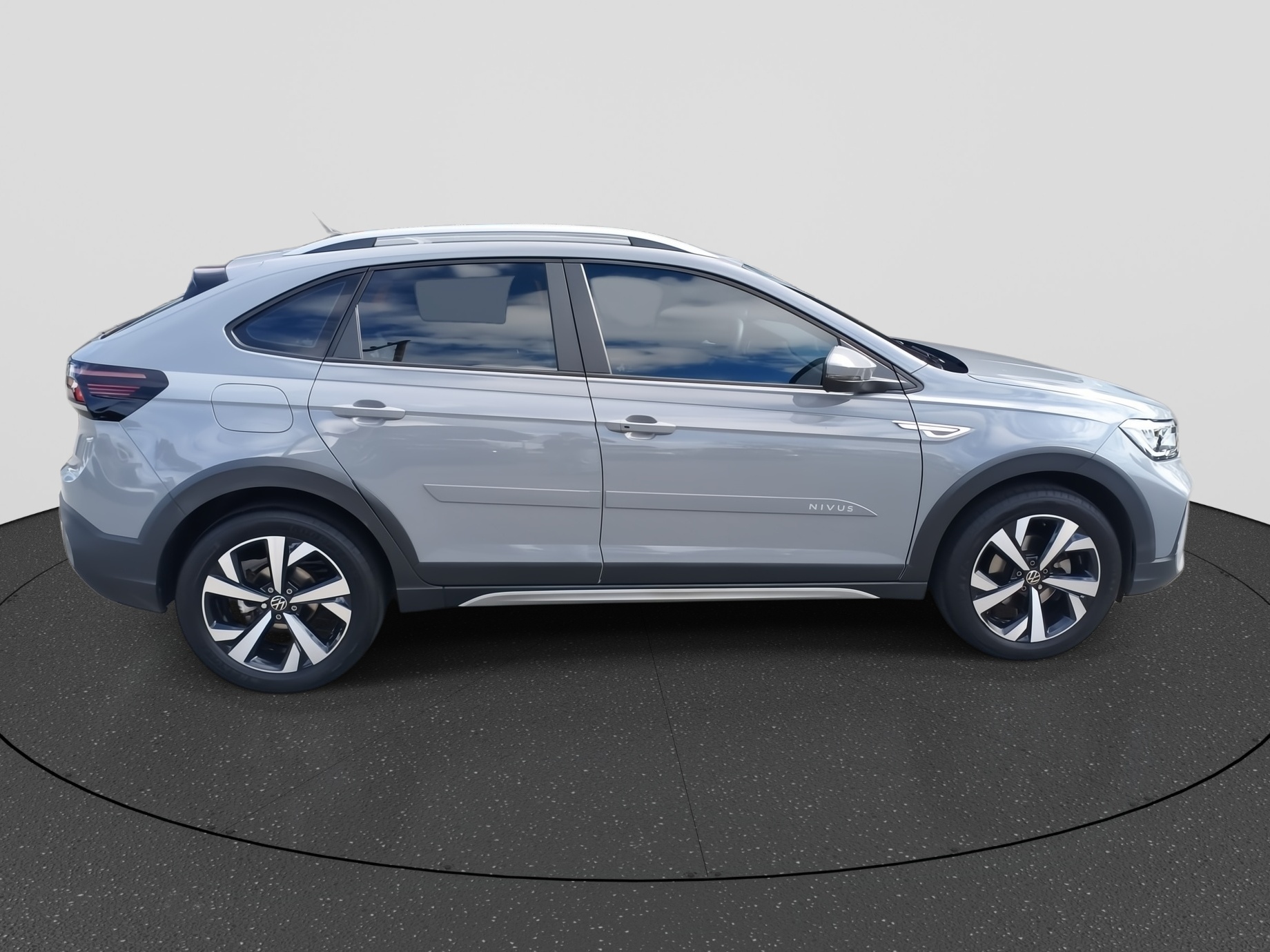 VW - Volkswagen-Nivus-Nivus Highline 1.0 200 TSI Flex Aut.