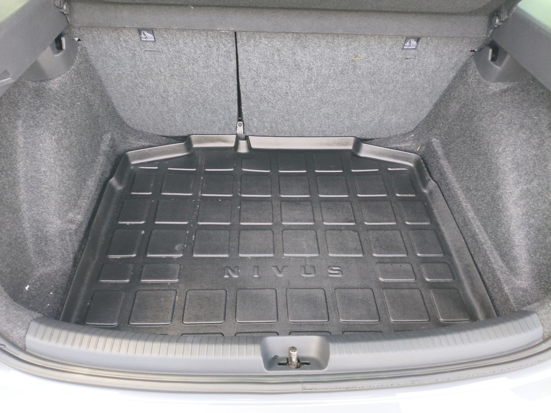 VW - Volkswagen-Nivus-Nivus Highline 1.0 200 TSI Flex Aut.