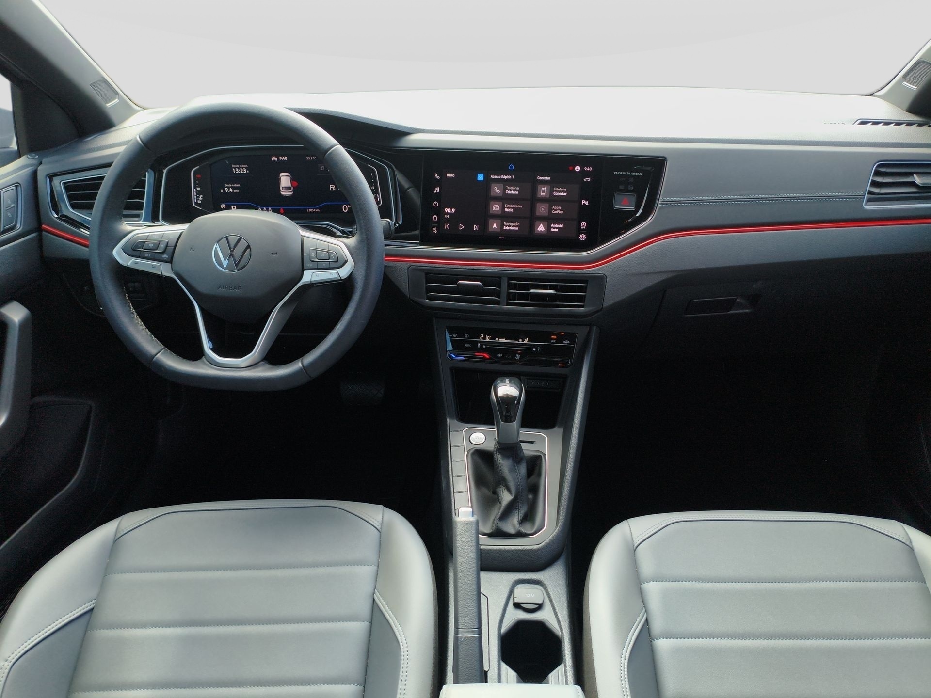 VW - Volkswagen-Nivus-Nivus Highline 1.0 200 TSI Flex Aut.