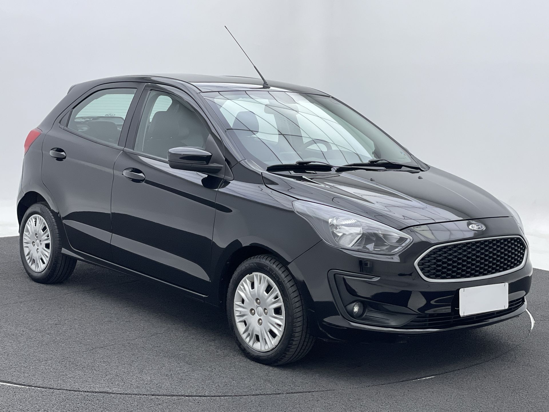 Ford-KA-Ka 1.5 SE Plus 12V Flex 5p Aut.