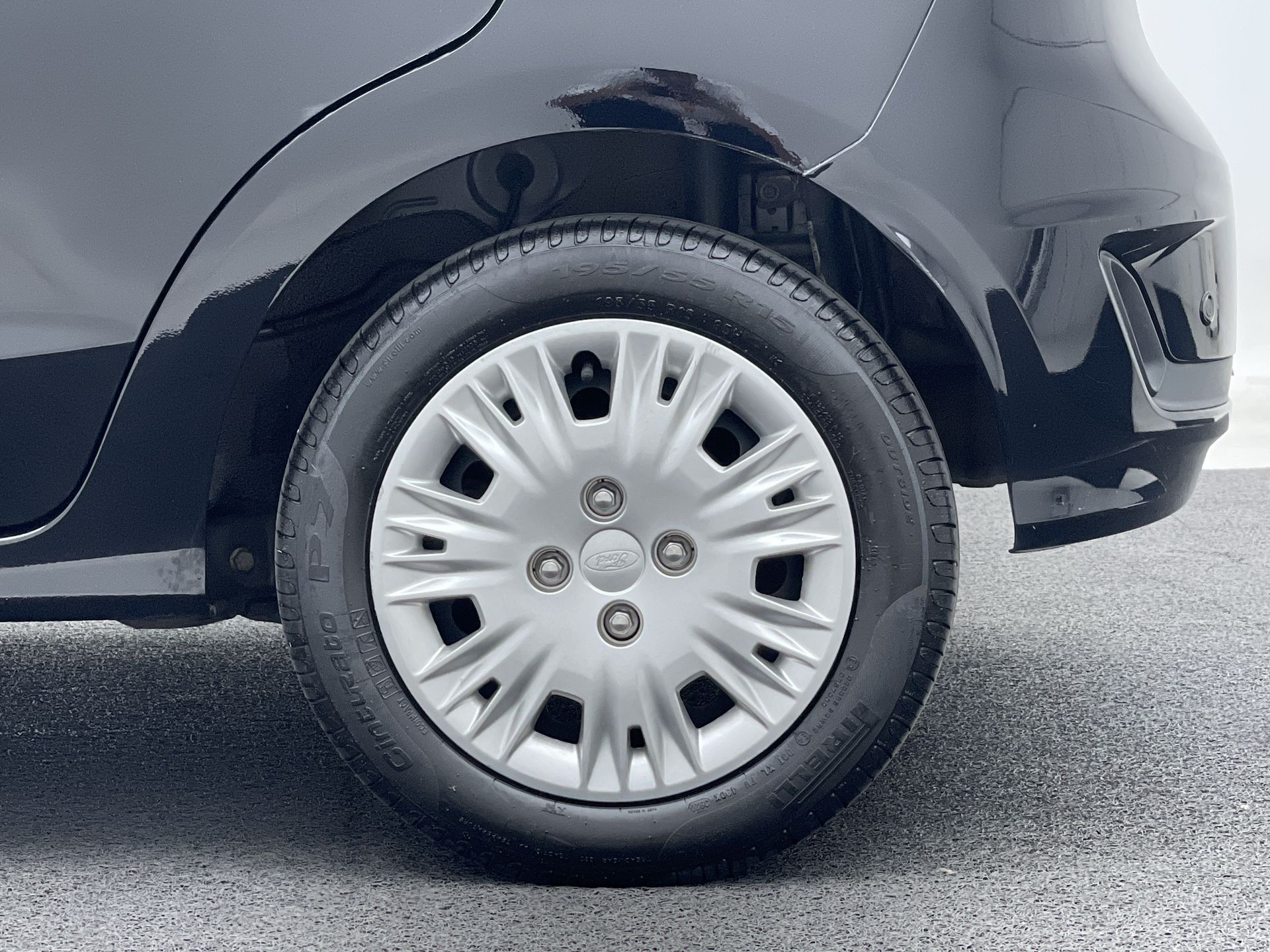 Ka 1.5 SE Plus 12V Flex 5p Aut.