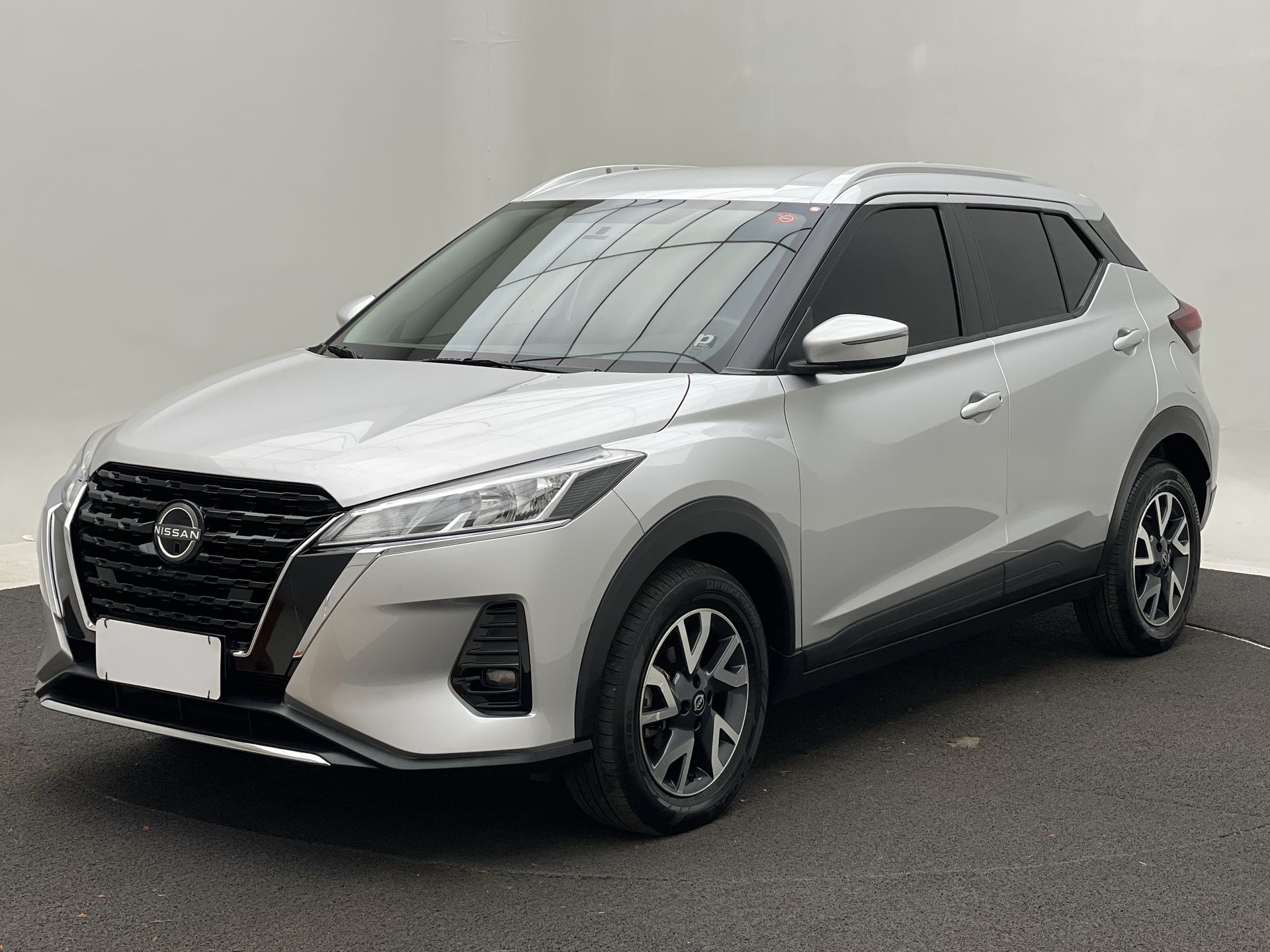 KICKS Sense 1.6 16V Flex Aut.