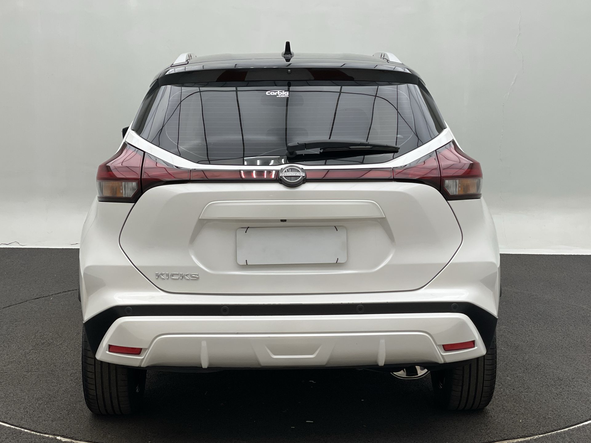 KICKS Exclusive 1.6 16V Flex Aut.