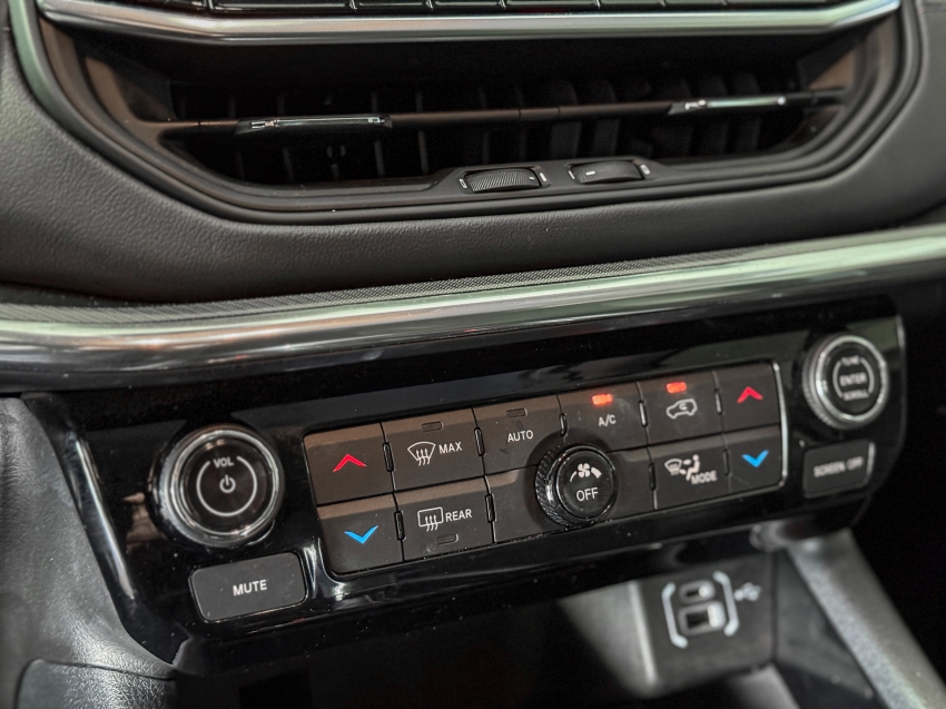 Jeep-COMPASS-1.3 T270 TURBO FLEX LIMITED AT6