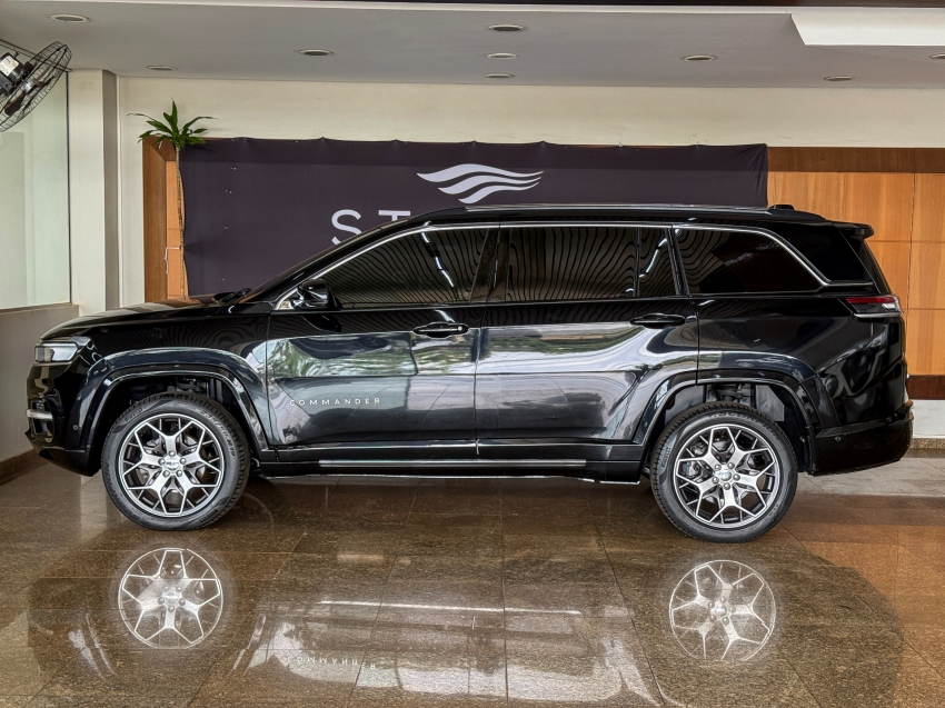 Jeep-COMMANDER-2.0 TD380 TURBO DIESEL OVERLAND AT9