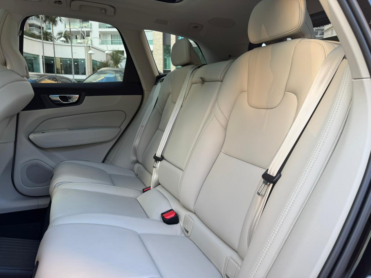 Volvo-XC 60-XC 60 T-8 Ultra 2.0 AWD (Híbrido)