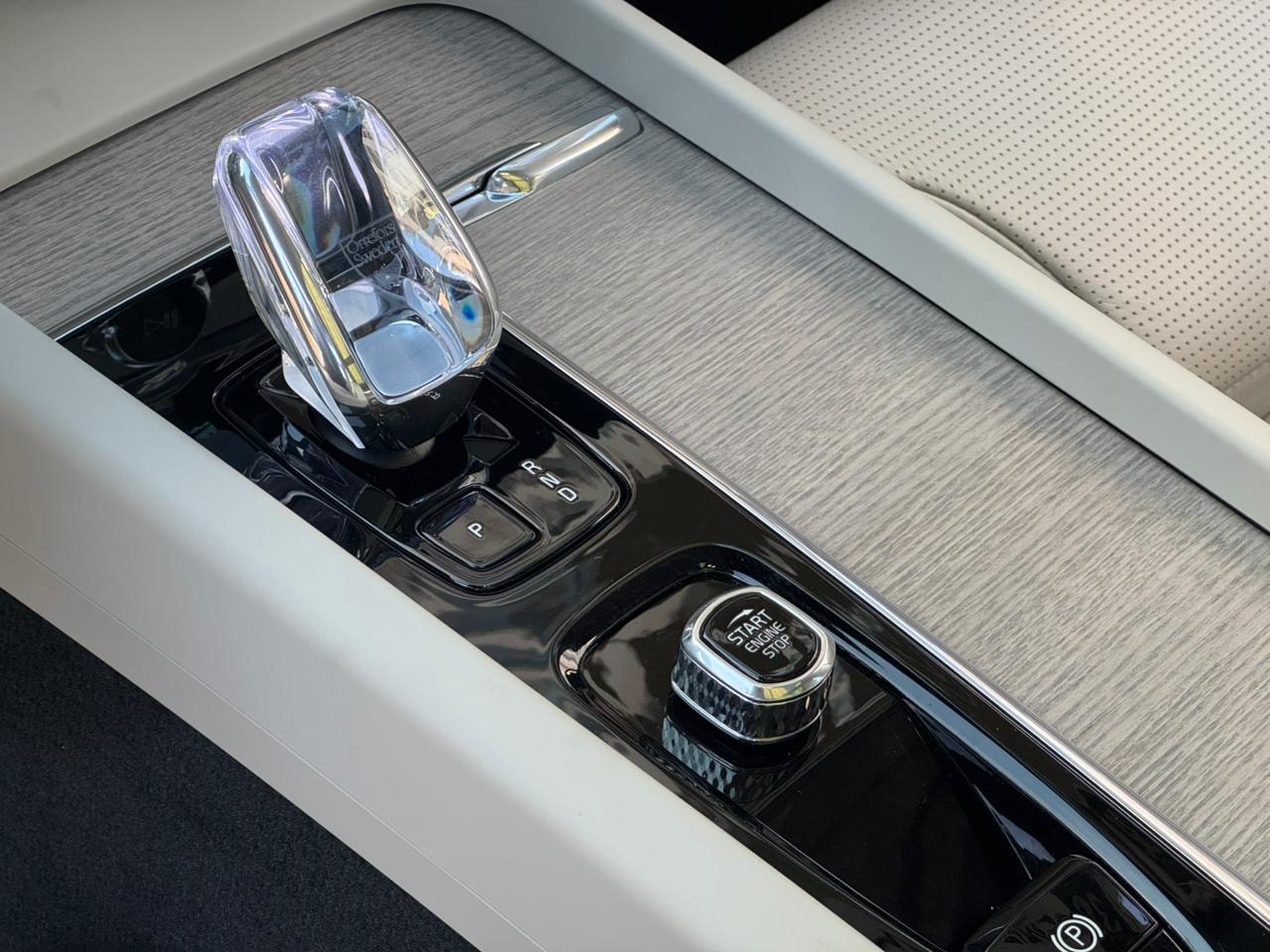 Volvo-XC 60-XC 60 T-8 Ultra 2.0 AWD (Híbrido)