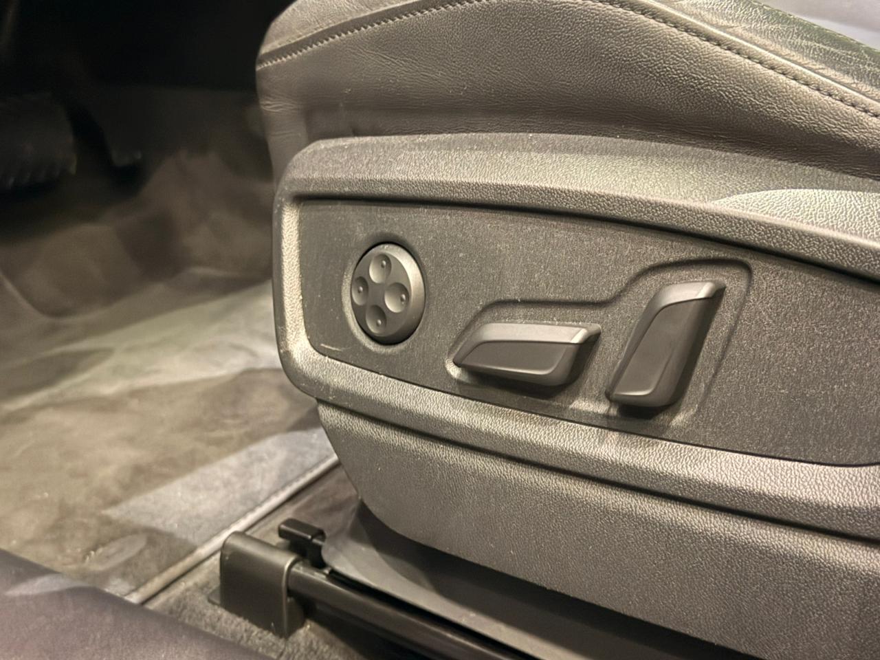 Audi-Q5-Q5 Sportback S-Line 2.0 TFSI Quat.S-Tron