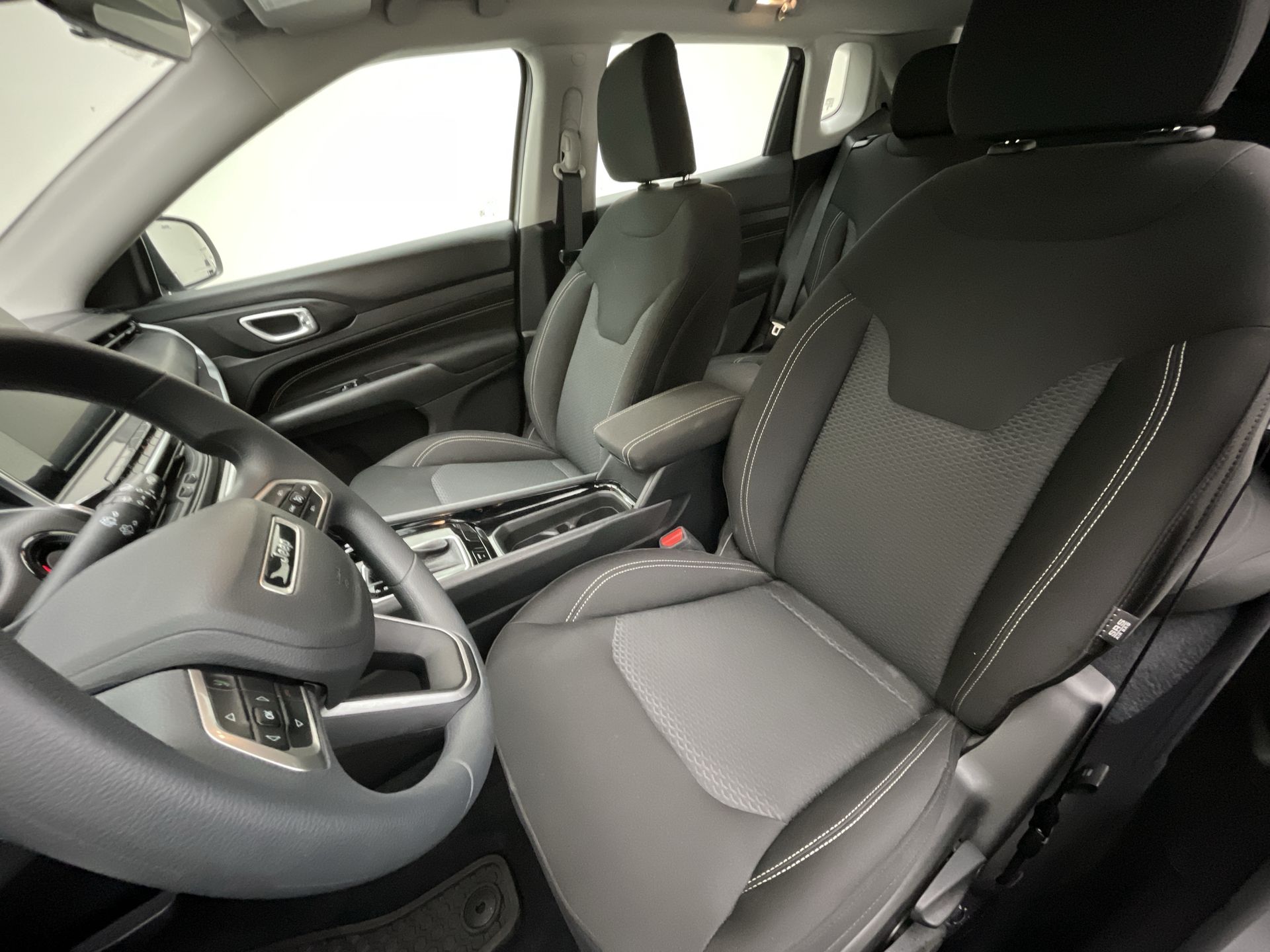 Jeep-COMPASS-COMPASS SPORT T270 1.3 TB 4x2 Flex Aut.