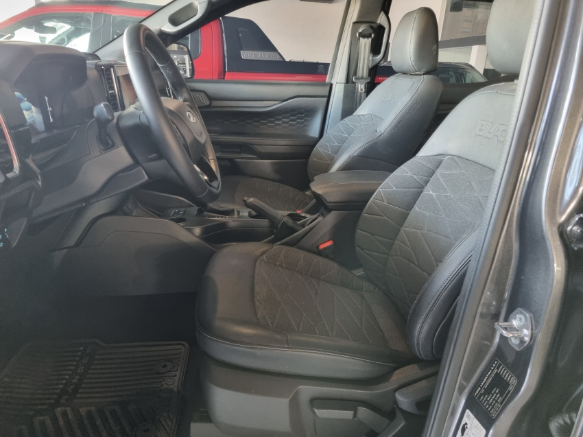 Ford-RANGER-2.0 TURBO DIESEL CD BLACK 4X2 AUTOMÁTICO