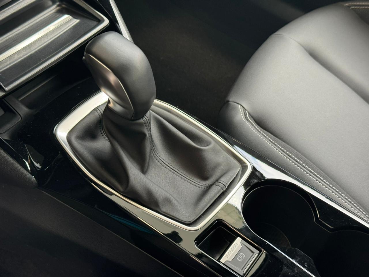 Peugeot-2008-2008 Allure 1.0 Turbo Flex 5p Aut.