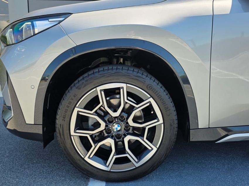 BMW-X1-2.0 16V TURBO GASOLINA SDRIVE20I X-LINE STEPTRONIC